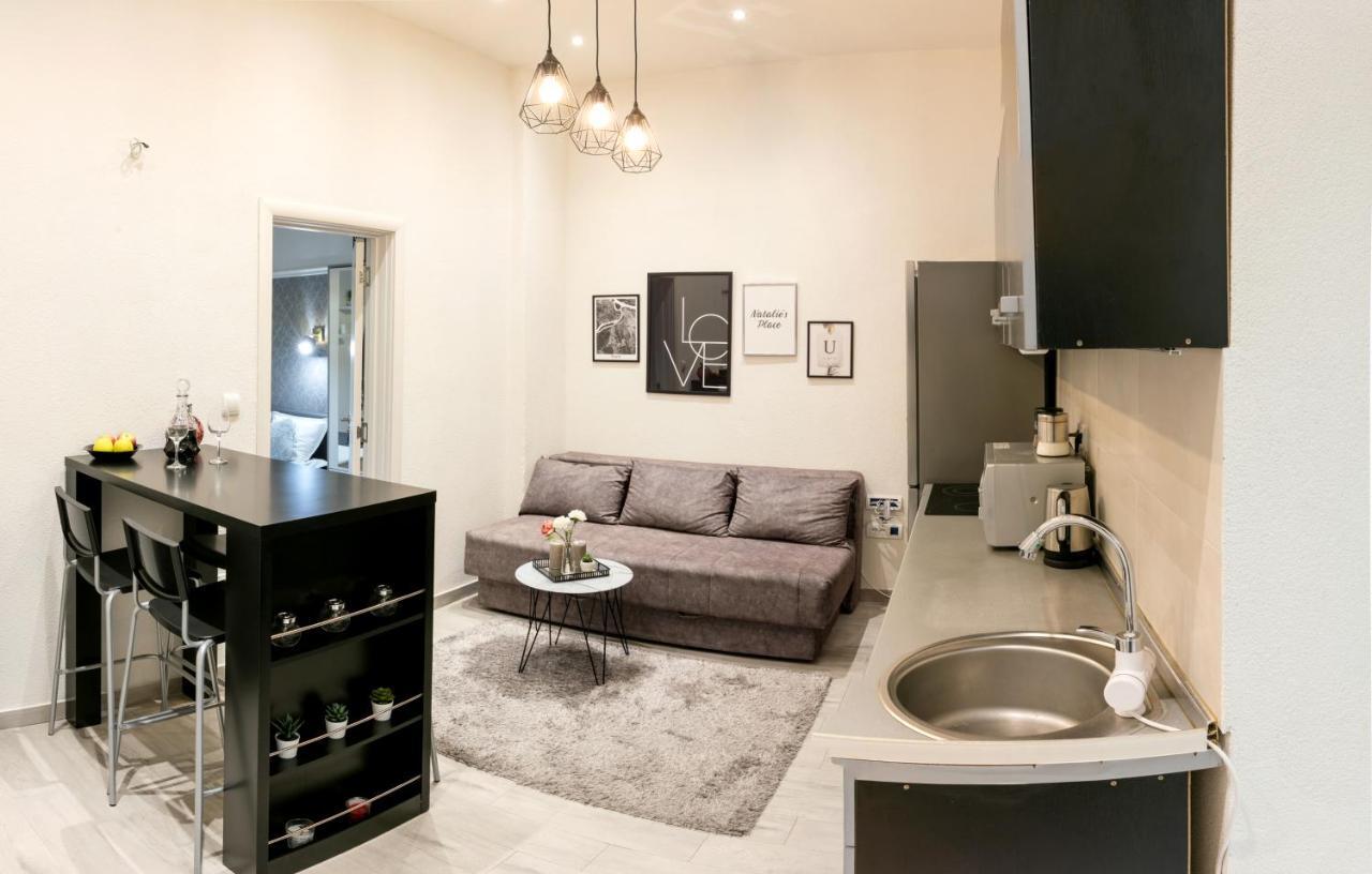 Natalie'S Place Belgrade Luaran gambar