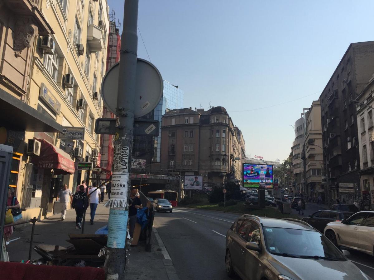 Natalie'S Place Belgrade Luaran gambar
